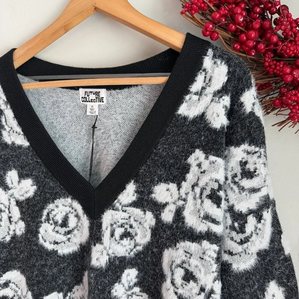 Womens Whimsigoth Grandmacore Rosa FLoral Fuzzy Sweater Plus Size 2X Black White